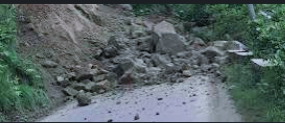 महाकाली राजमार्ग अवरुद्ध