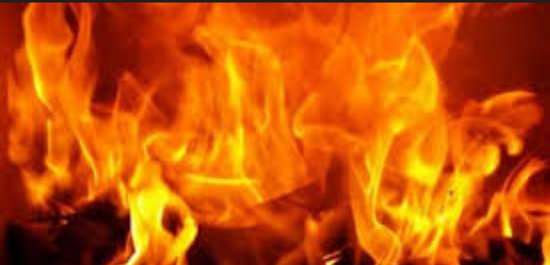 घोराही सहिद गेटस्थित मिक्सो मोटरसाइकल वर्कसपमा आगलागी