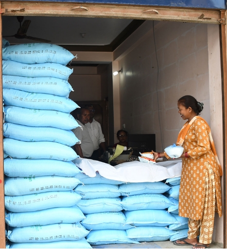 दाङमा चाडपर्व लक्षित सुपथ मूल्यका पसल सञ्चालनमा