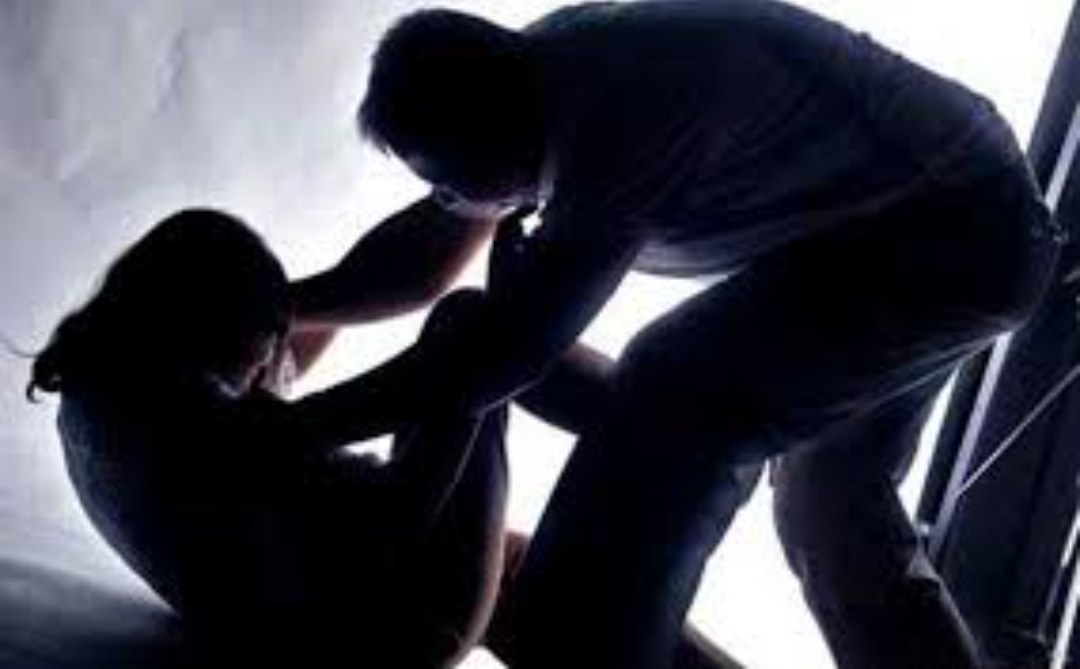 सशस्त्रका २ हवल्दार पक्राउ