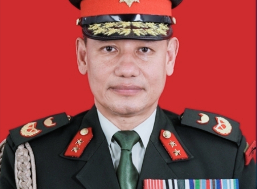 सेनाका उपरथी बाबुराम अवकाशमा सहशिक्षाध्यक्ष तथा सहायक रथी मनोज थापालाई जिम्मेवारी