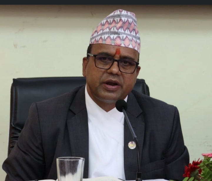 संस्कृति पर्यटनमन्त्री बद्री पाण्डेमाथि घुस लिएको आरोप