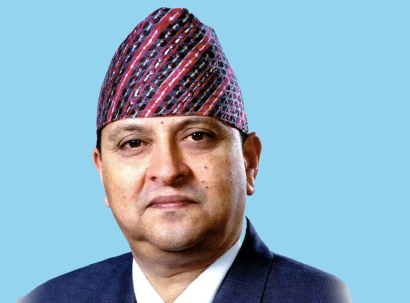 नेपालगञ्ज जाँदै  पूर्वराजा ज्ञानेन्द्र शाह