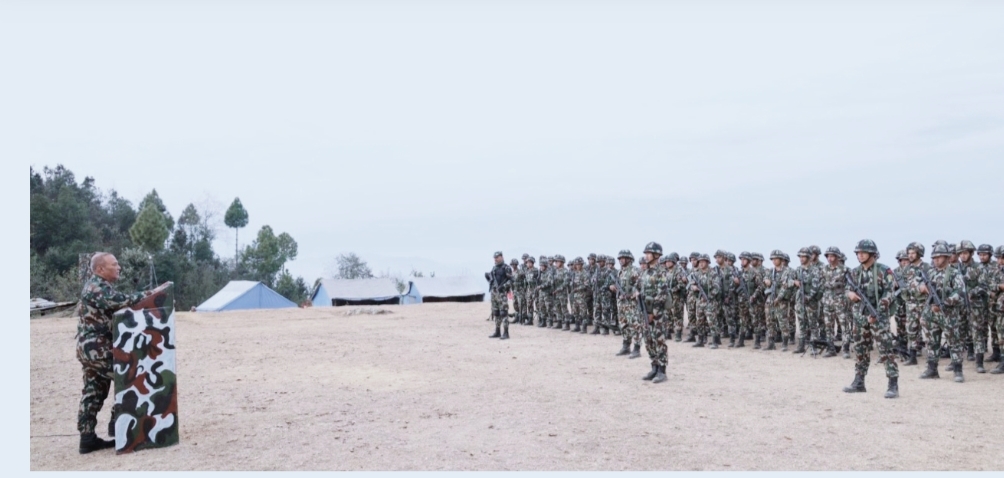 प्रधानसेनापति अशोकराज सिग्देलले सुदूरपश्चिम पृतना तथा अन्तर्गतका युनिटहरूको निरीक्षण भ्रमण गरे