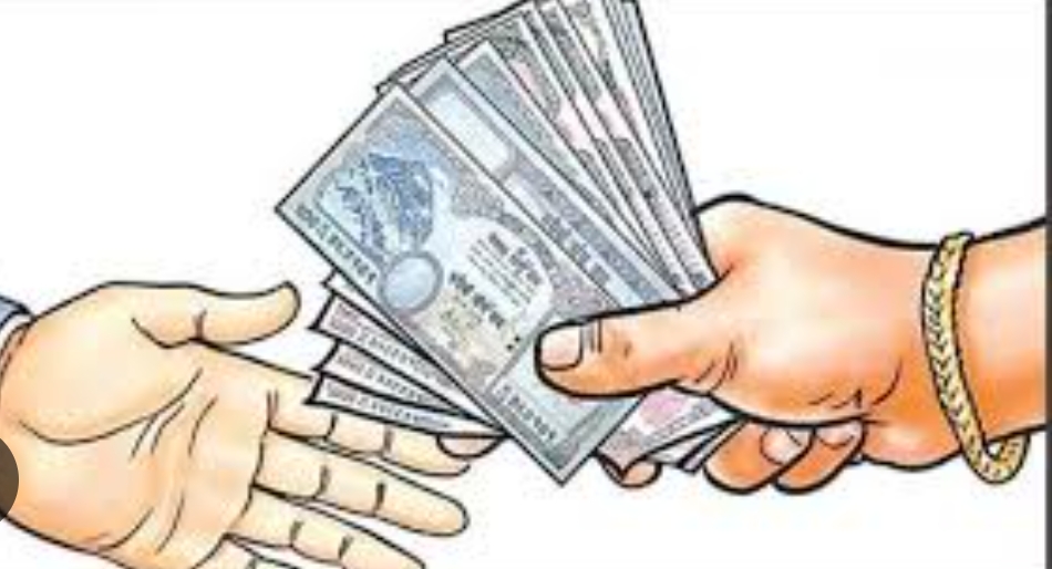 जिल्ला ट्राफिक प्रहरी कार्यालय रोल्पाका प्रमुख घुससहित रङ्गेहात पक्राउ