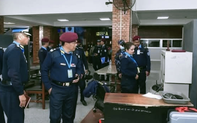 एआइजी टेकबहादुर तामाङद्वारा बिहीबार त्रिभुवन अन्तर्राष्ट्रिय विमानस्थल सुरक्षा कार्यालयको निरीक्षण तथा निर्देशन