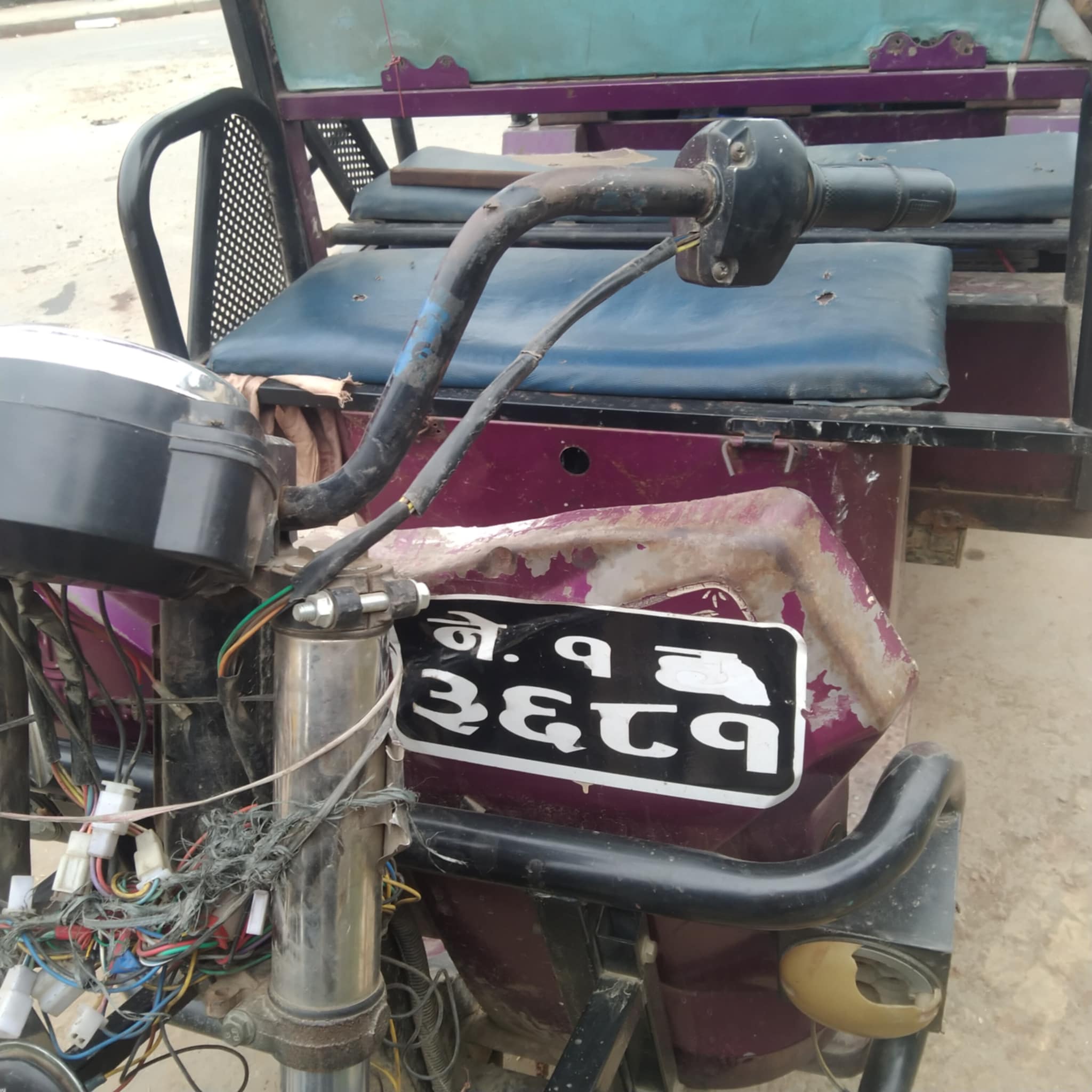 बाँकेमा ई रिक्सा र बाईक एकआपसमा ठक्कर खादा  एकको मृत्यु