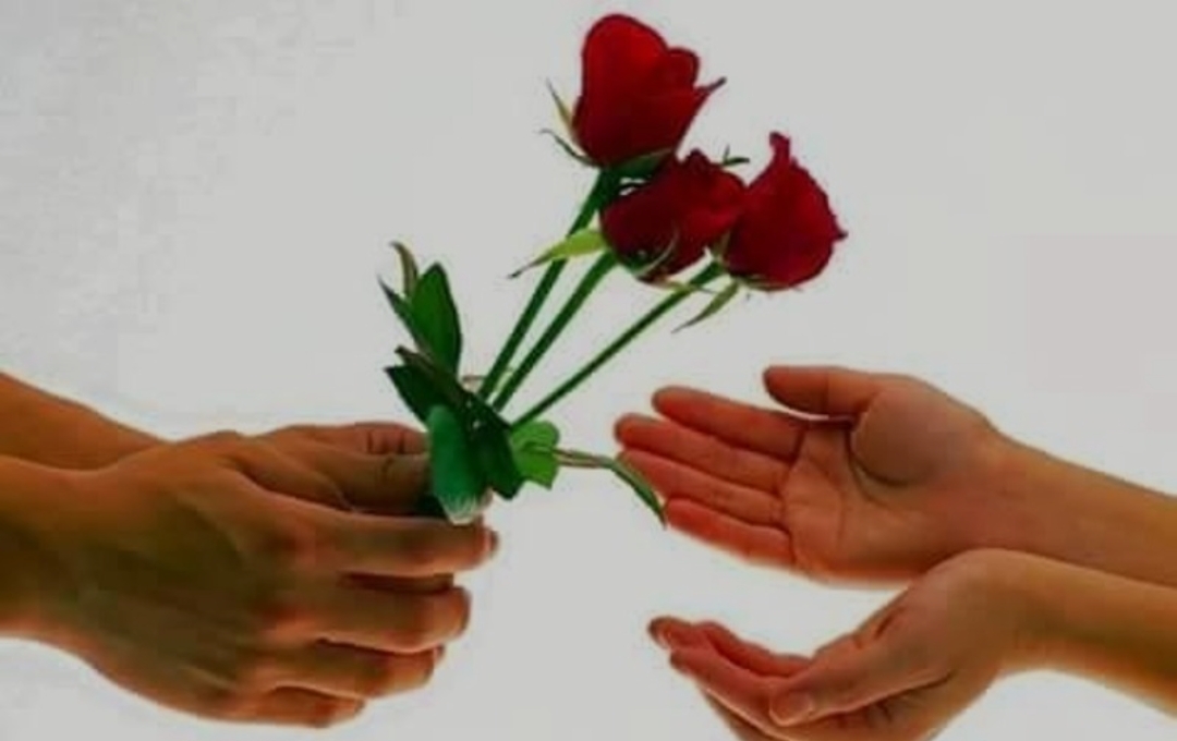 आज भ्यालेन्टाइन्स डे अर्थात् प्रणय दिवस,