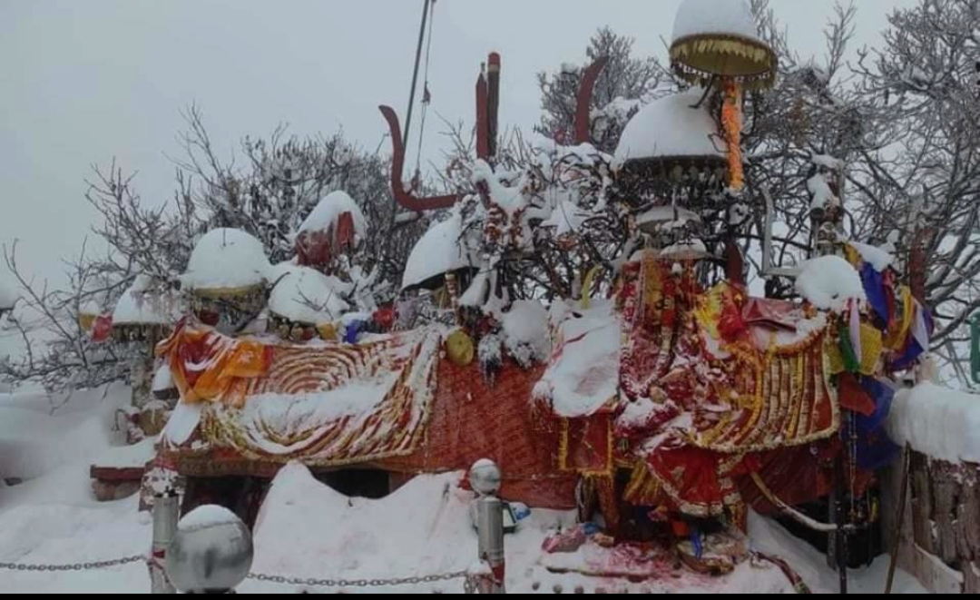 गए राति सामान्य वर्षासँगै पाथीभरा क्षेत्रमा हिमपात