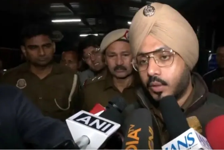 भारतको राजधानी दिल्लीको नयाँ दिल्ली रेलवे स्टेसनमा भएको भागदौडमा १५ जनाको मृत्यु