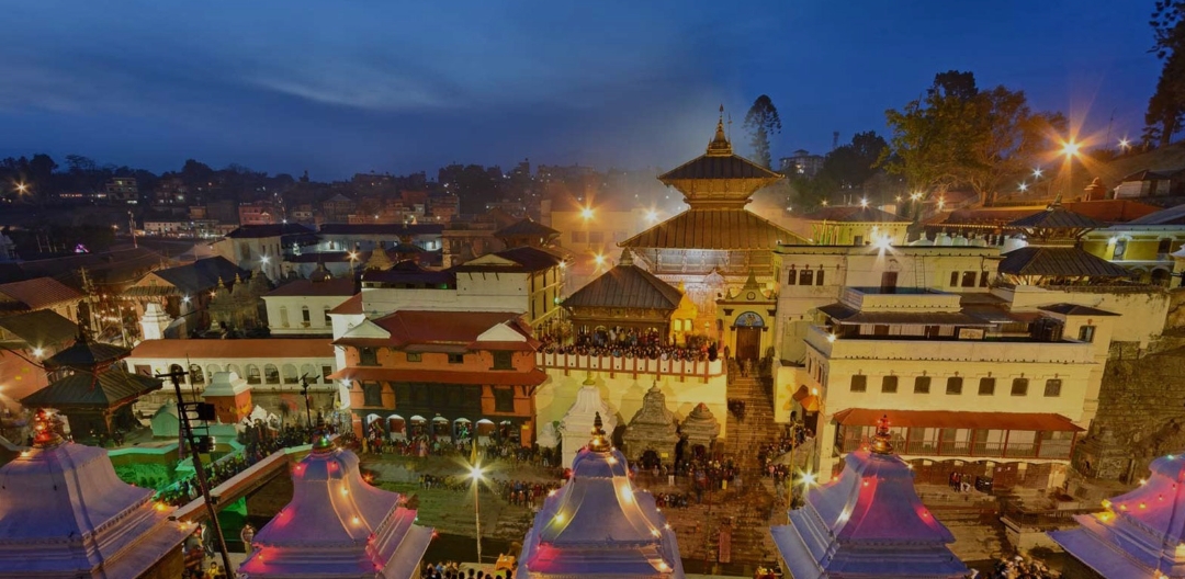 महाशिवरात्रि पर्वको दिन नजिकिएसँगै पशुपति क्षेत्रलाई साजसजावट गरेर आकर्षक बनाउन थालियो