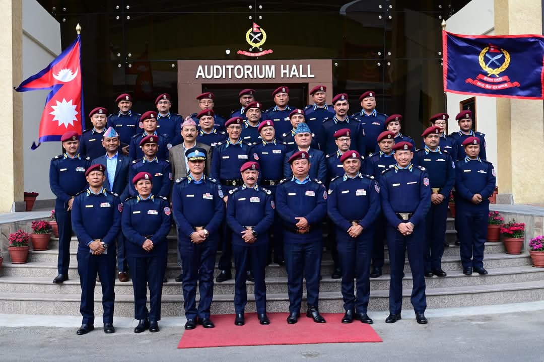 नेपाल प्रहरीका १५ जना प्रहरी अधिकृतहरूले दर्ज्यानी चिन्ह लगाए