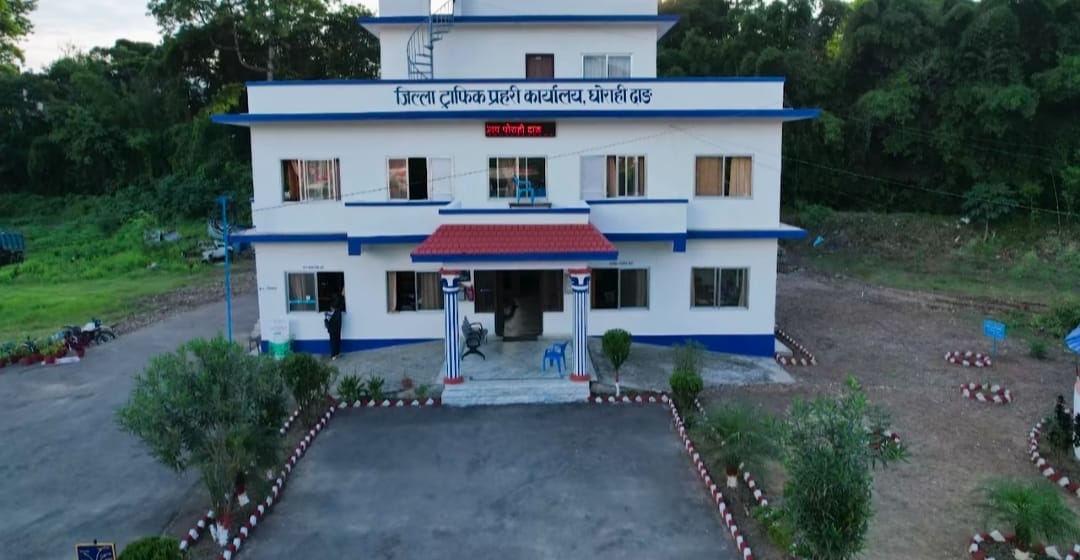 दाङ जिल्ला ट्राफिकले होलीमा ट्राफिक नियम विपरित चल्ने सवारीसाधन १२२ कारबाहीमा