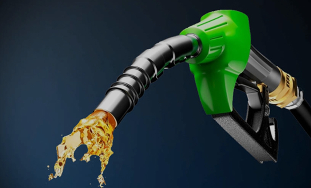 पेट्रोल र डिजेलको मूल्य घट्यो