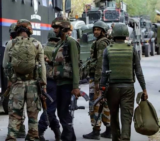 आतंकवादीसँगको भिडन्तमा कश्मीरमा एक सैनिक मारिए