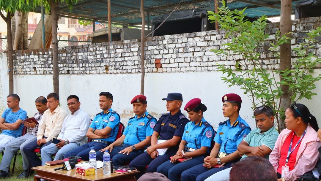 जिल्ला प्रहरी बाँकेका प्रहरी प्रमुख एसपी रामप्रसाद घर्ती मगरले जिल्लाको शान्ति, सुब्यवस्था कायम गर्न हरसम्भव प्रयास गर्ने