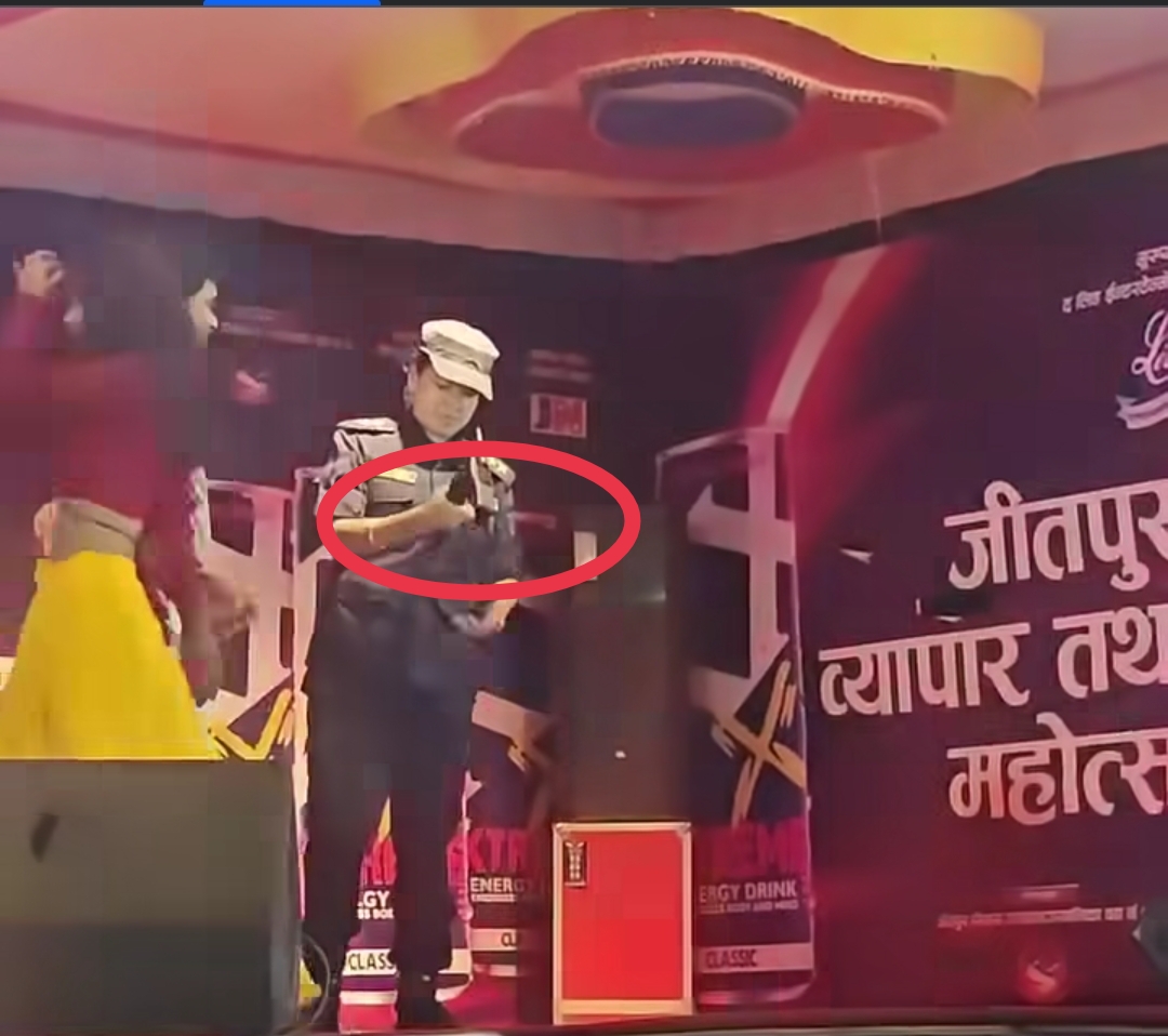 सांस्कृतिक महोत्सव तोकिएको समयभन्दा ढिलासम्म सञ्चालन भएपछि डीएसपीले काटिदिइन् माइकको लाइन