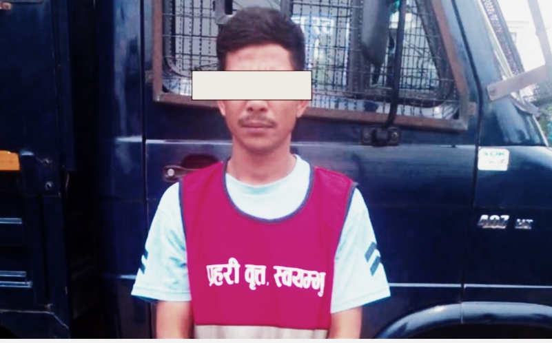 जिल्ला प्रहरी परिसर भद्रकालीको गेटबाटै फरार भएका थुनुवा पक्राउ