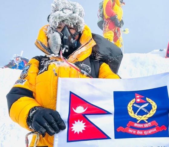 असई कुञ्जाङ सईमा बढुवा