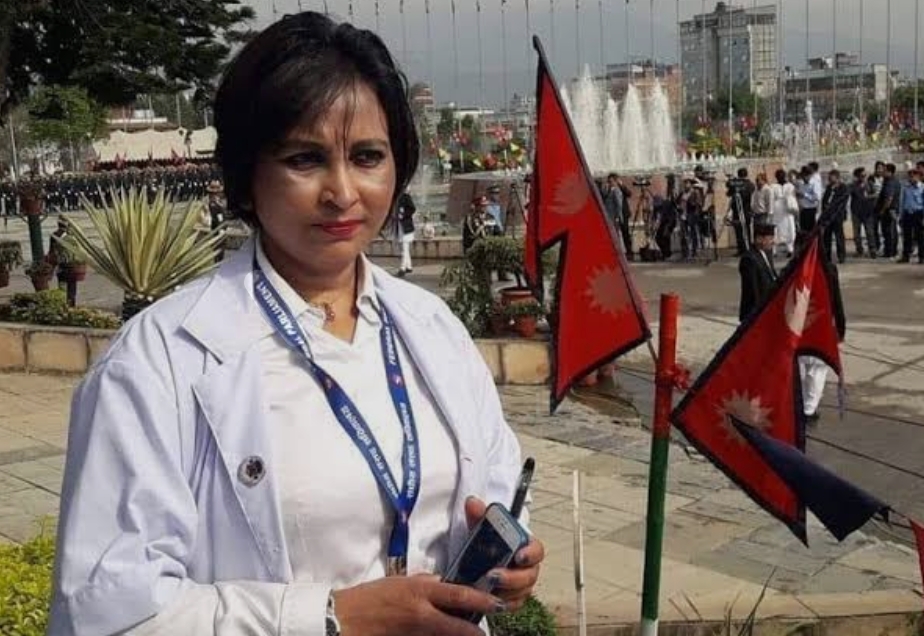 सभामुख कृष्णबहादुर महरामाथि यौन दुर्व्यवहारको आरोप लगाएकी संसद् सचिवालयकी पूर्वकर्मचारी रोशनी शाही  आफ्नो कोठामा मृत फेला