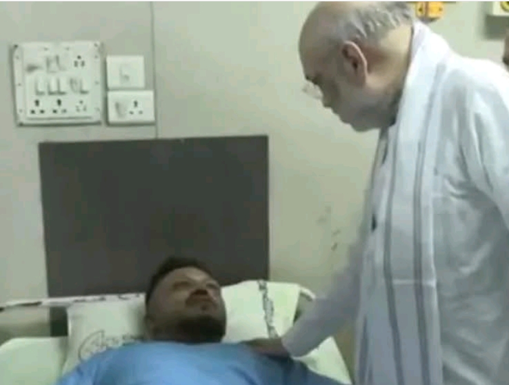 भारतको अहमदावादमा एयर इण्डियाको विमान दुर्घटना हुँदा २४१ जनाको मृत्यु