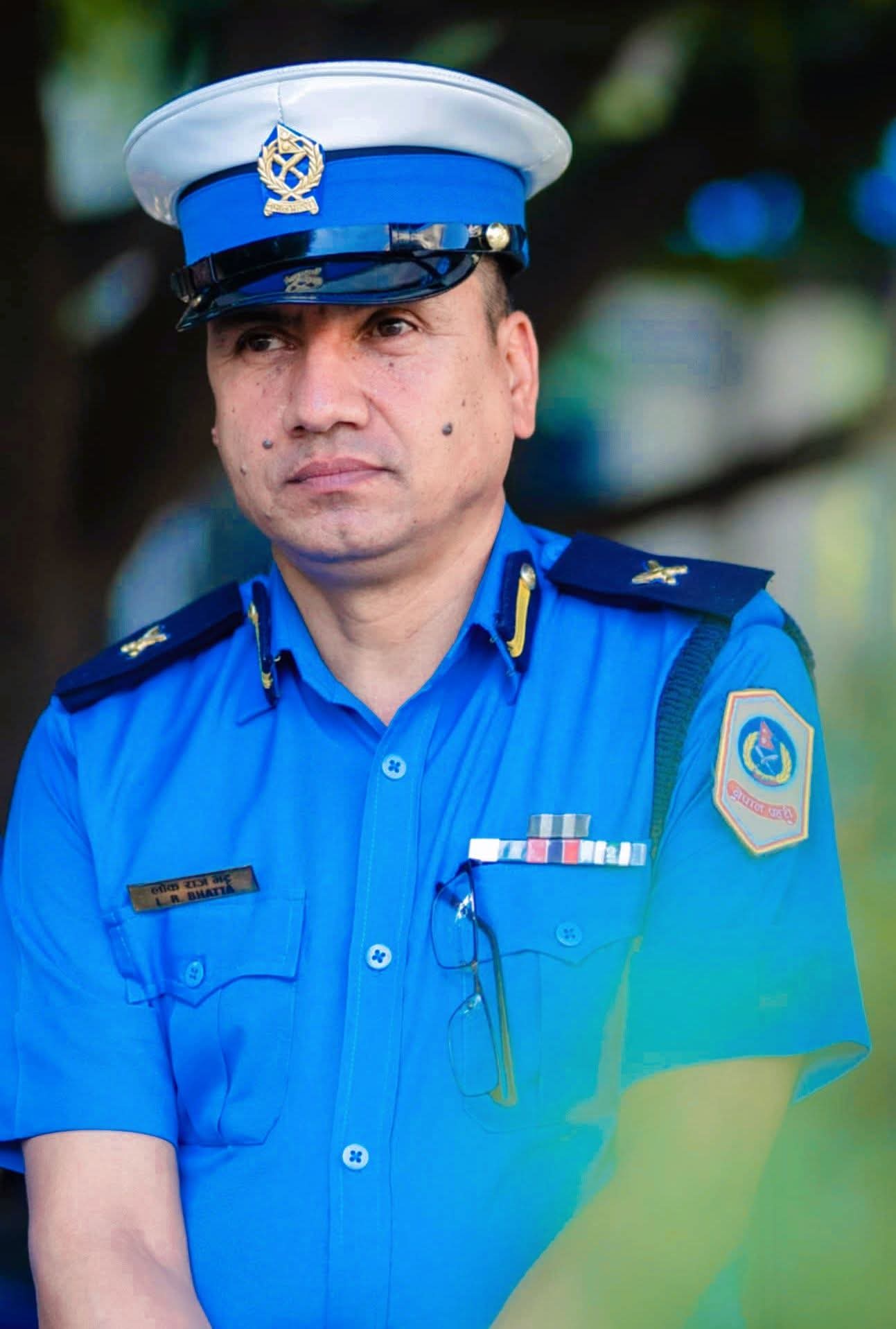 बेष्ट ट्राफिक प्रहरी अवार्ड  वीरगंजका  प्र.नि. लोकराज भट्टलाई प्रदान