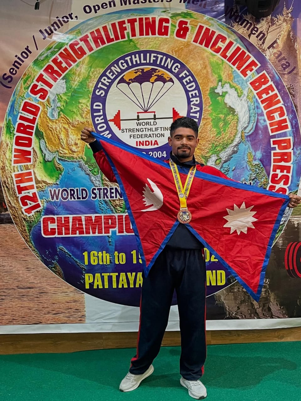 थाइल्याण्डमा सम्पन्न १२औं स्ट्रेन्थ लिफ्टिङ विश्व तथा आइबीपी च्याम्पियनसिपमा बाँकेका करण बाडियाको   स्ट्रेन्थ लिफ्टिङमा २२० केजी वजनमा विश्व कीर्तिमान कायम