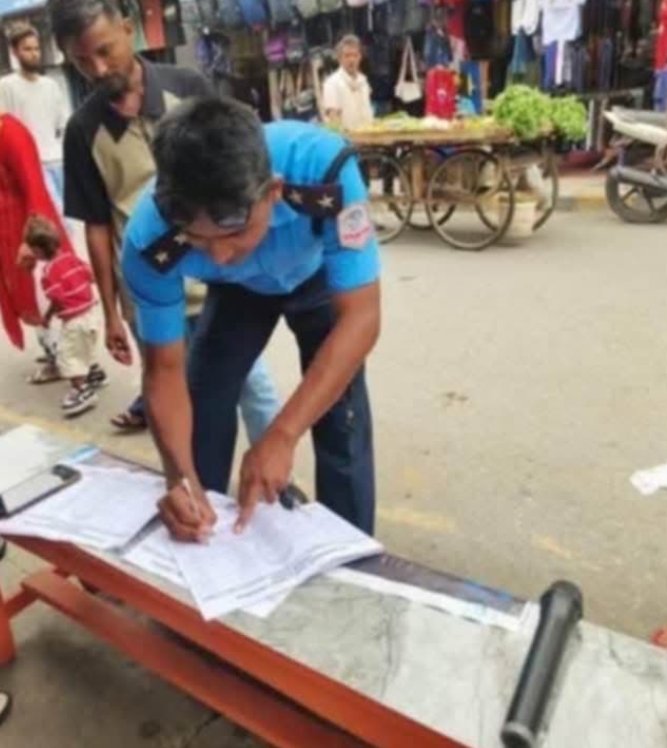 ट्राफिक प्रहरीका सई कमल खड्का हेडक्वार्टर तानिए,