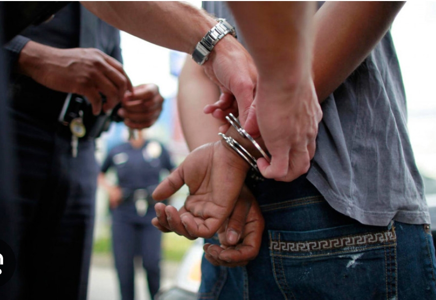 अमेरिकी डलर देखाएर ठगी गर्ने एक व्यक्ति पक्राउ