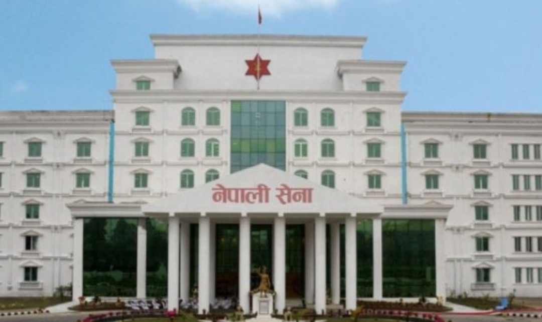 अन्तरिम सरकारको प्रमुख  पूर्वप्रधानन्यायाधीश सुशीला कार्कीलाई बनाउन खोजिएको भन्दै जंगीअड्डा अगाडि केही युवाहरु विरोध