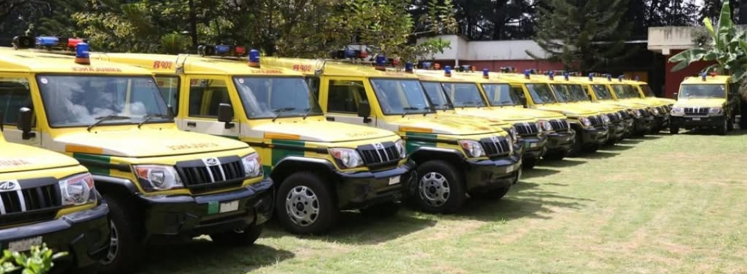 काठमाडौं महानगरपालिकाले दुर्गम क्षेत्रका गाउँपालिकालाई एम्बुलेन्स वितरण