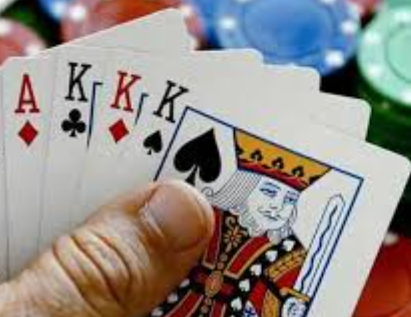 जुवातास खेलिरहेको अवस्थामा ११ जना पक्राउ